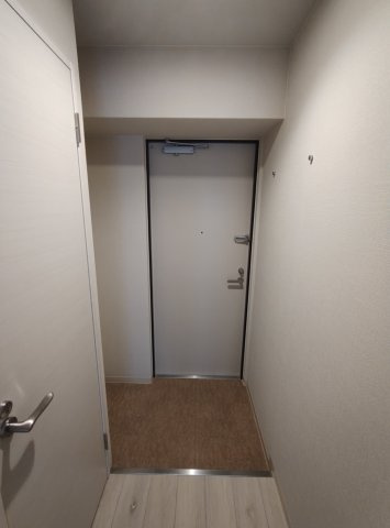 アバンダントハウスの玄関