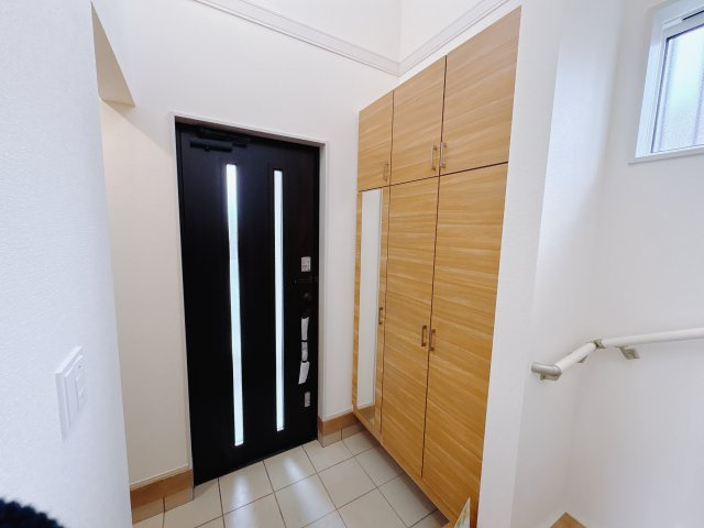 【ブルーミングガーデン】　宇都宮市五代3丁目　限定1邸の前面道路含む現地写真|〇只今建築中〇
全7つの技術基準のうち、5つの最高等級を取得している長期優良住宅です♪住宅ローン減税、固定資産税などの税制優遇を受けられるメリットは大きいです！
※2025年10月撮影