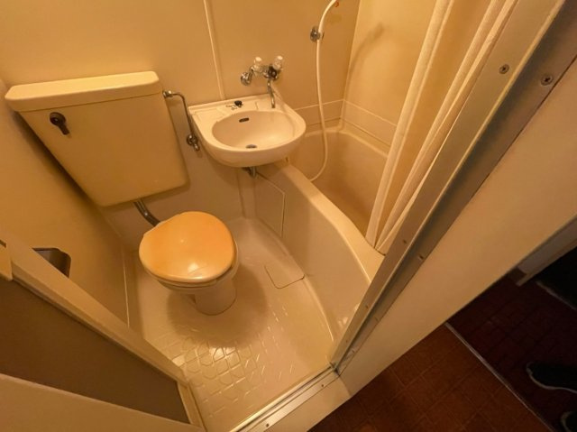 マルセビルの洗面所