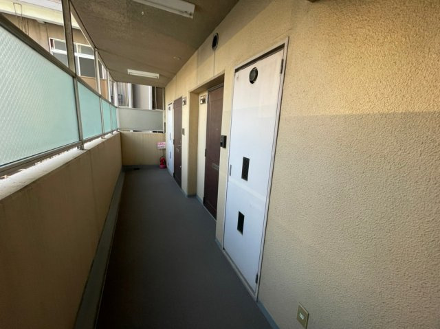 マルセビルのその他共用部分|同マンション他部屋。反転タイプ