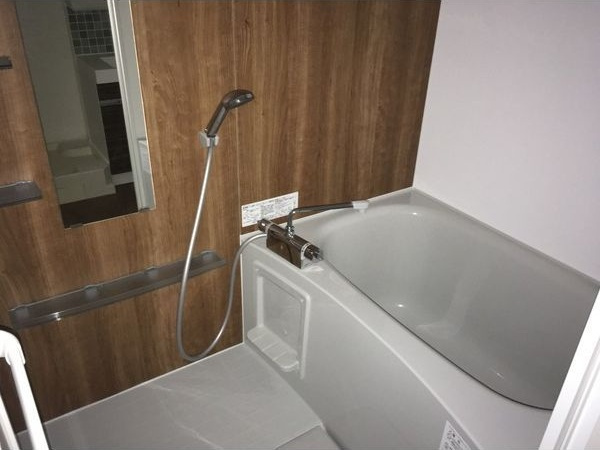 LUORE城西の浴室