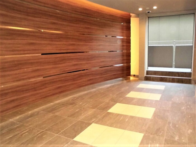 【エントランス】 | ヴェッセル持田