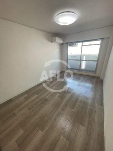 SANTO LALUZ CHODOの洋室|SANTO LALUZ CHODO　洋室