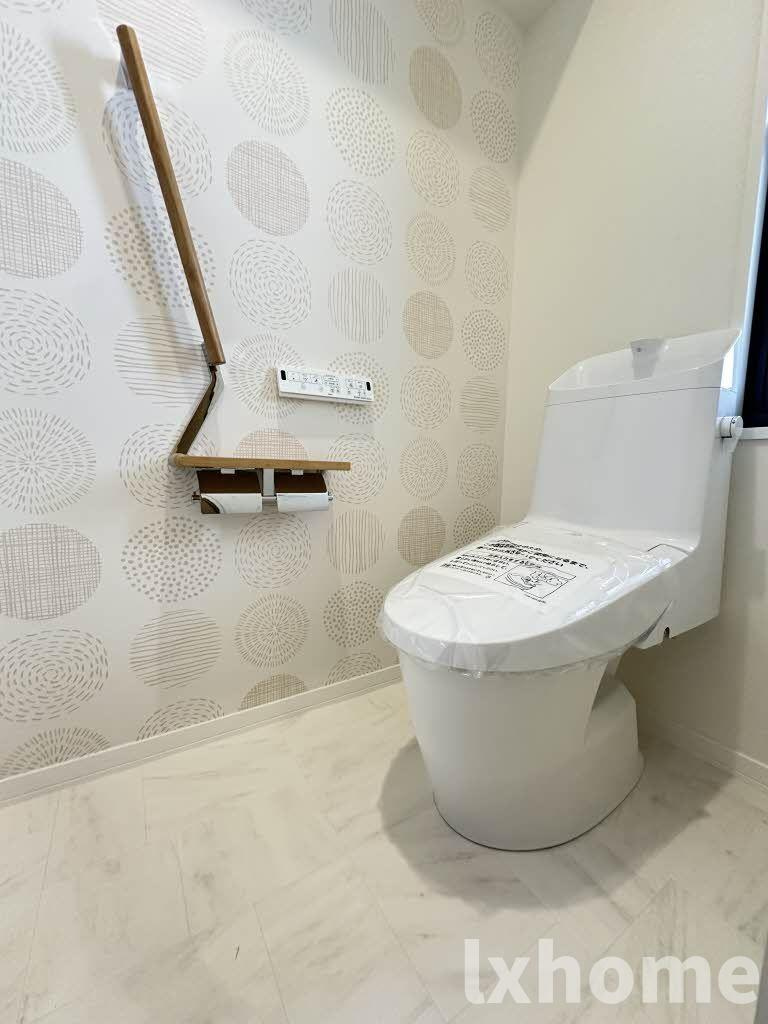 パークハイツさつきのトイレ|落ち着いた色調のトイレです