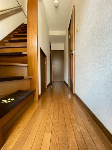 【価格改定】向日市寺戸町山縄手の内装|廊下