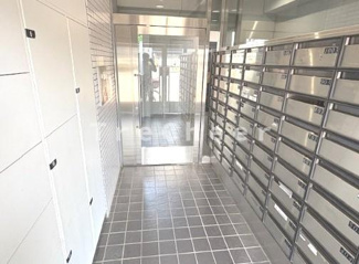 【エントランス】