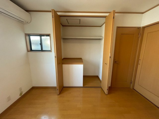 【価格改定】向日市上植野町伴田の洋室|お子様部屋や書斎としてちょうどいい洋室です。