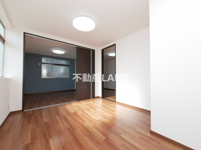 オ－ナ－ズマンション南巽の居間・リビング