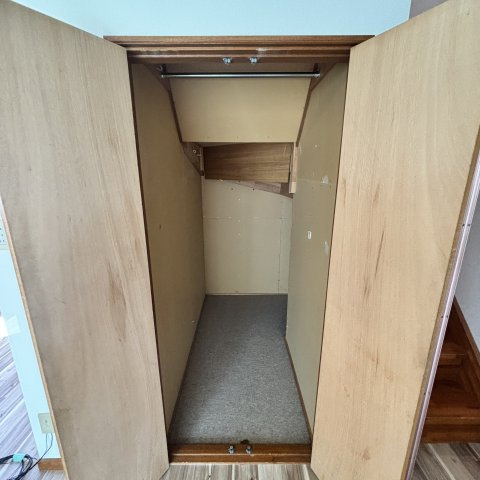 登別市千歳町3丁目25-4戸建の収納