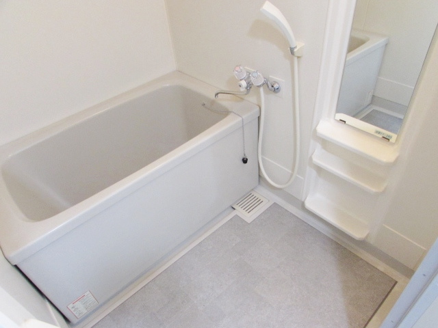 REIWA宝塚の浴室