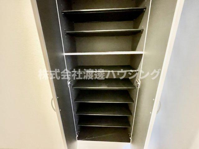 グランシャリオ江坂の収納