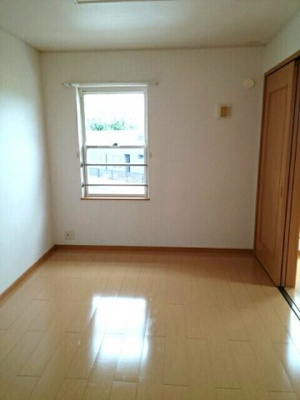 【内装】 | サンヴィレッジ　Ａ | 明るい色調の室内です