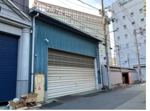 マルト倉庫の外観