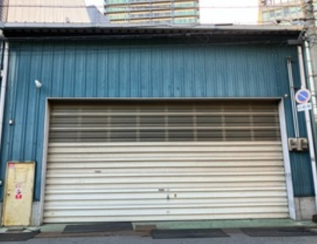 マルト倉庫の外観