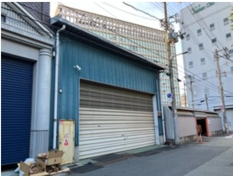 マルト倉庫の外観