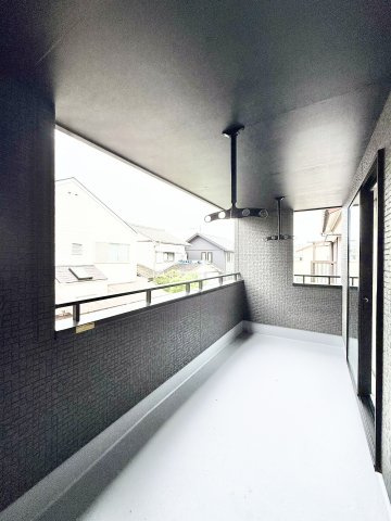 中央区鴨江　1棟　1号棟のその他|インナーバルコニーで雨の日でも洗濯物が干せます。