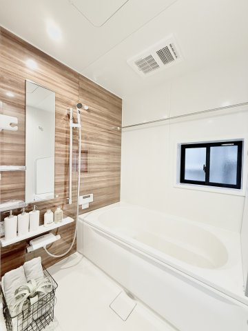 中央区鴨江の浴室|広々とした浴室は一日の疲れを癒してくれます♪
