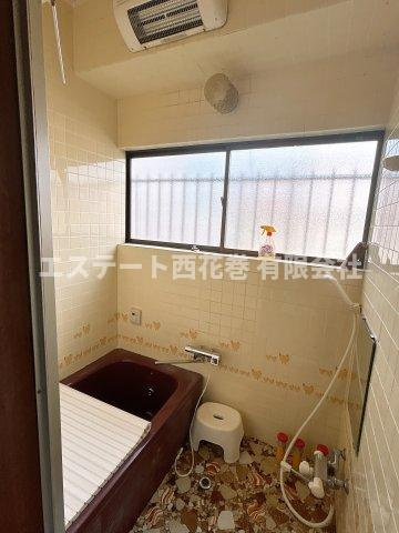 【商談中】花巻市愛宕町　土地建物の浴室