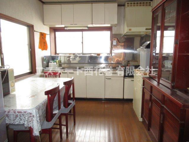 【商談中】花巻市愛宕町　土地建物のキッチン