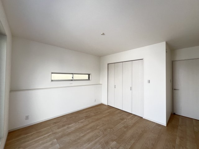 橿原市曲川3丁目全5区画の寝室|主寝室にぴったりな洋室8帖