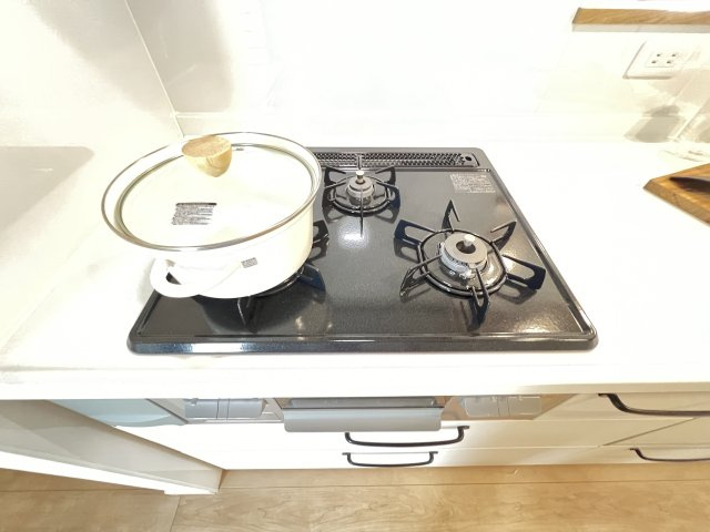 橿原市曲川3丁目全5区画のキッチン|３口ガスコンロ