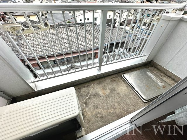 スカイビレッジアイセイのバルコニー|イメージ（同建物内別部屋の写真です）