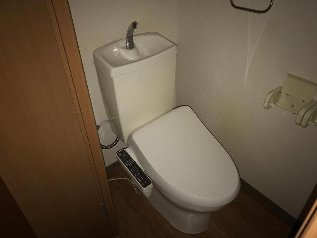 サン・マリカのトイレ|シャワー付トイレ