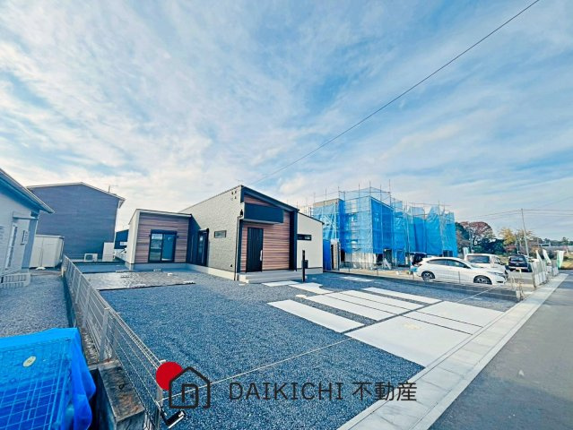 【前面道路含む現地写真】 | 加須市多門寺第11期　ワイウッドコート　新築戸建　全3棟　3号棟