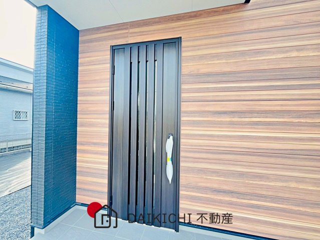 【玄関】 | 加須市多門寺第11期　ワイウッドコート　新築戸建　全3棟　3号棟