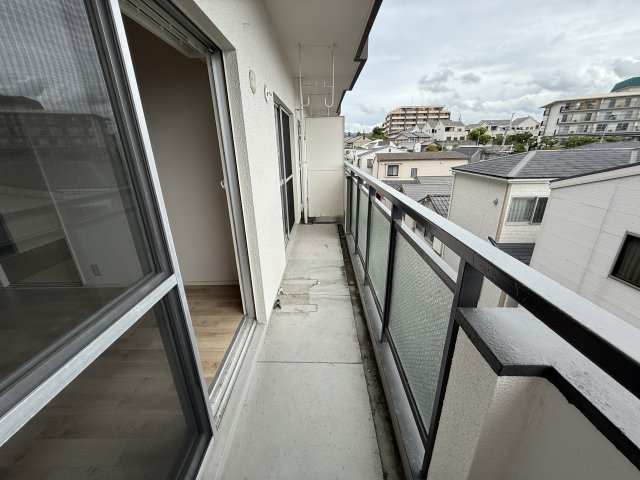 アスモ岡町のバルコニー
