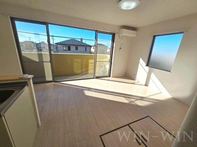 ルネス・リバーサイドKITAJIMAの居間・リビング