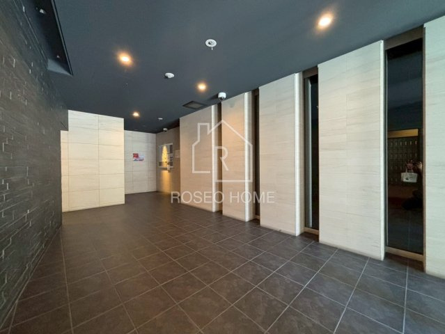 プレサンス北浜パレスのロビー