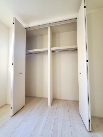 三郷市　彦糸1丁目　新築戸建　全5棟の収納|便利な収納スペースです