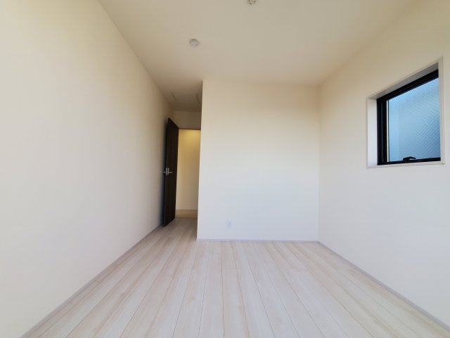 三郷市　彦糸1丁目　新築戸建　全5棟の洋室|個人の部屋や寝室として使える洋室です