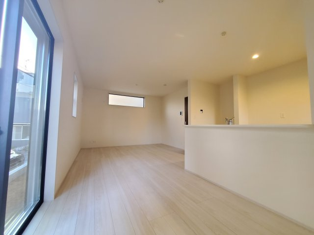 三郷市　彦糸1丁目　新築戸建　全5棟の居間・リビング|使いやすい居間です