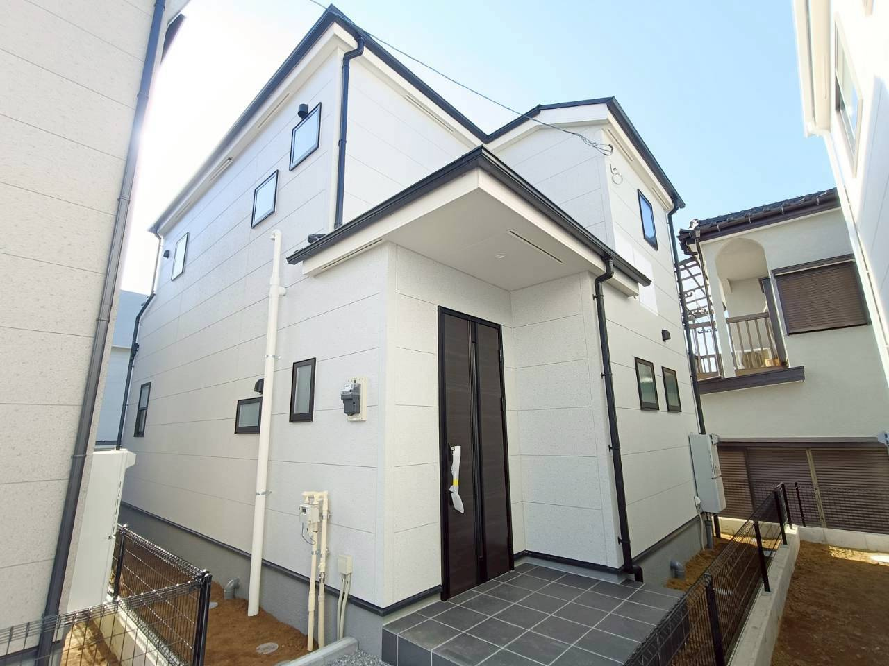 三郷市　彦糸1丁目　新築戸建　全5棟