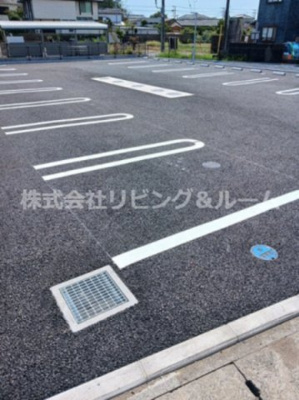 【駐車場】 | グレイスプリムローズＢ