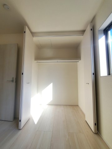 三郷市　彦糸1丁目　新築戸建　全5棟の収納|こまごまとしたものを収納できそうですね