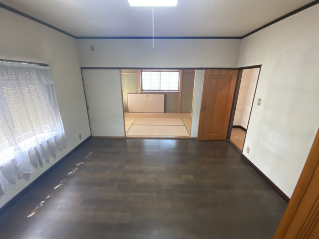 【洋室】 | 北区梶尾町