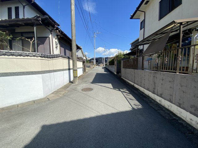【前面道路含む現地写真】 | 北区梶尾町
