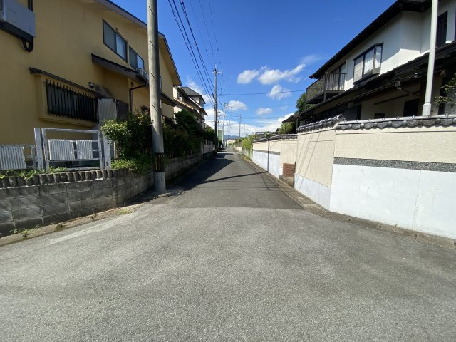 【前面道路含む現地写真】 | 北区梶尾町