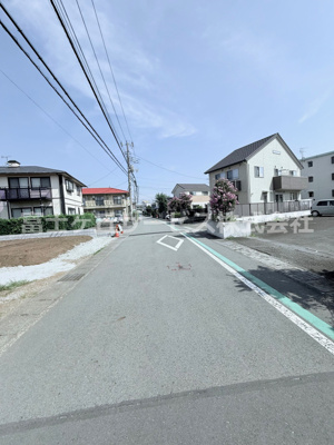 【前面道路含む現地写真】 | 沼津市大岡 32期 新築一戸建て 2号棟 | 前面道路含む現地写真です