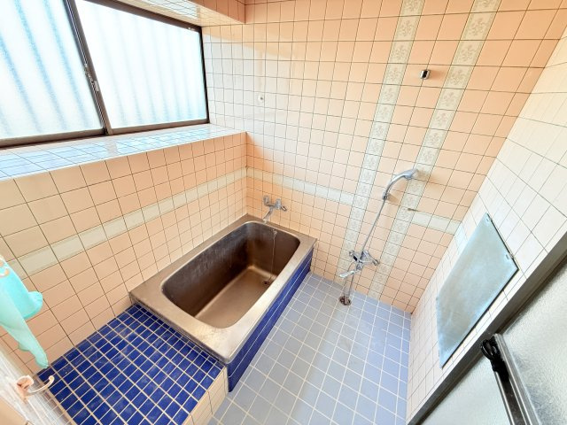 鹿嶋市大字平井中古戸建の浴室