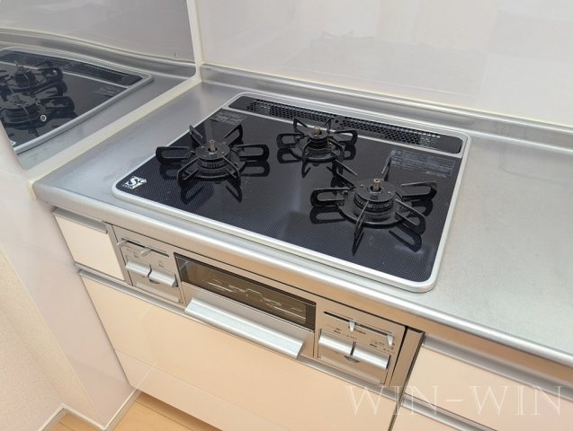 EAST・SIDE 壱番館のキッチン