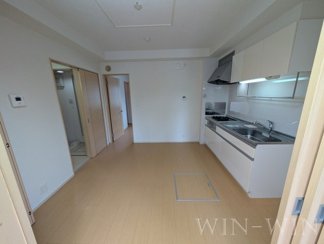 EAST・SIDE 壱番館の居間・リビング