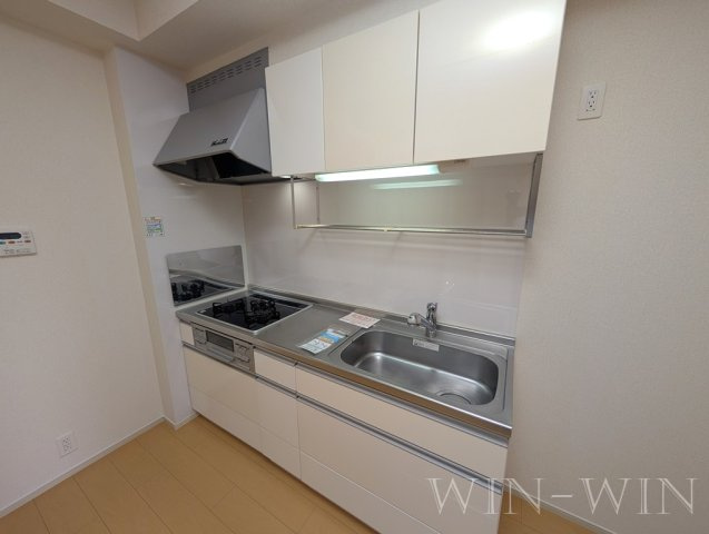 EAST・SIDE 壱番館のキッチン