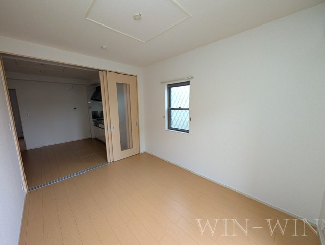 EAST・SIDE 壱番館の洋室