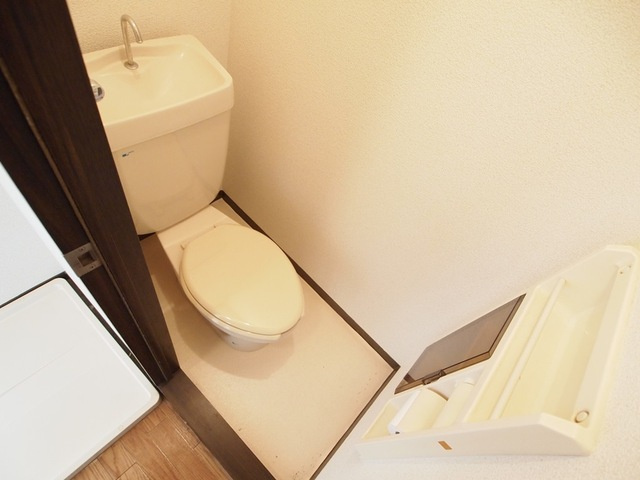 稲葉ハイツBのトイレ