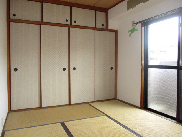 ラフォーレ三郷の寝室