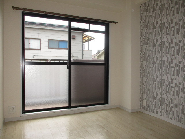 ラフォーレ三郷の居間・リビング